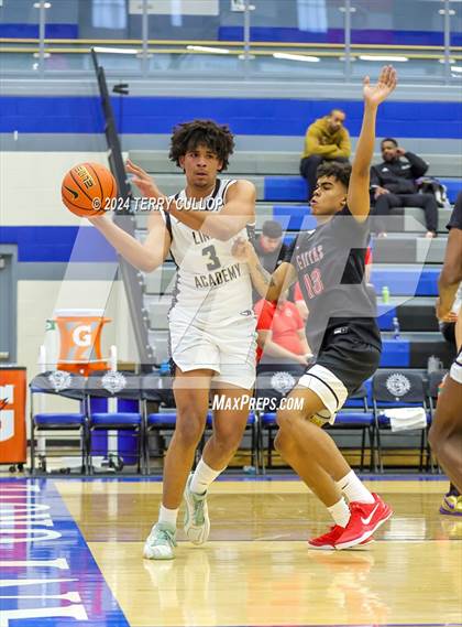 Thumbnail 2 in Veritas Academy vs. Link Academy (5 for the Fight National Hoopfest) photogallery.