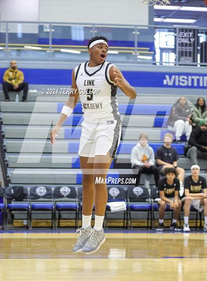 Thumbnail 3 in Veritas Academy vs. Link Academy (5 for the Fight National Hoopfest) photogallery.