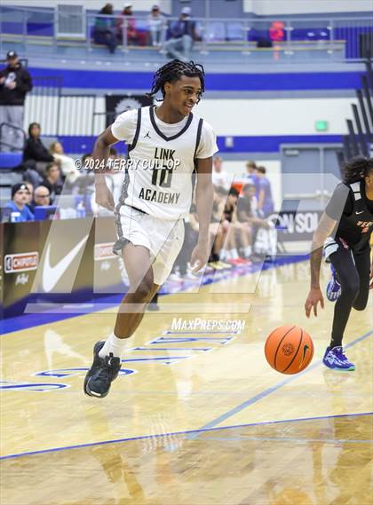 Thumbnail 1 in Veritas Academy vs. Link Academy (5 for the Fight National Hoopfest) photogallery.