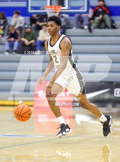 Thumbnail 1 in Veritas Academy vs. Link Academy (5 for the Fight National Hoopfest) photogallery.