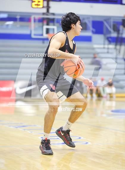 Thumbnail 3 in Veritas Academy vs. Link Academy (5 for the Fight National Hoopfest) photogallery.