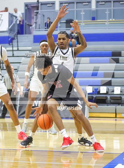 Thumbnail 3 in Veritas Academy vs. Link Academy (5 for the Fight National Hoopfest) photogallery.