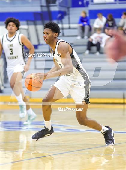 Thumbnail 3 in Veritas Academy vs. Link Academy (5 for the Fight National Hoopfest) photogallery.
