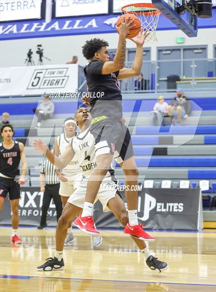 Thumbnail 3 in Veritas Academy vs. Link Academy (5 for the Fight National Hoopfest) photogallery.