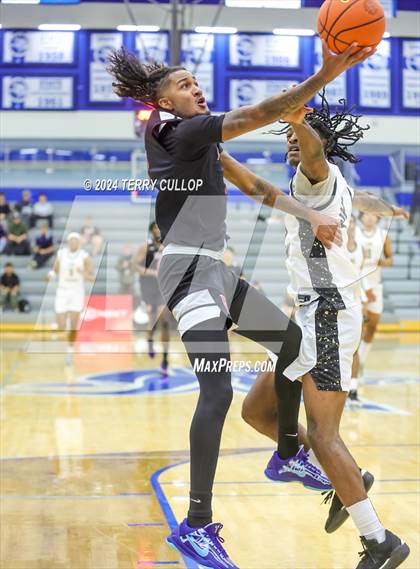 Thumbnail 1 in Veritas Academy vs. Link Academy (5 for the Fight National Hoopfest) photogallery.