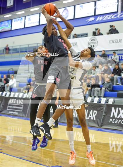Thumbnail 3 in Veritas Academy vs. Link Academy (5 for the Fight National Hoopfest) photogallery.