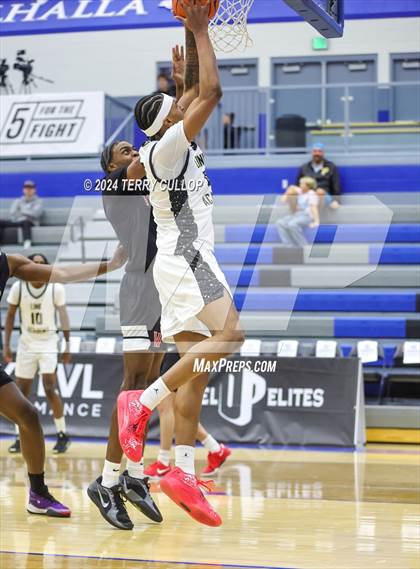 Thumbnail 2 in Veritas Academy vs. Link Academy (5 for the Fight National Hoopfest) photogallery.