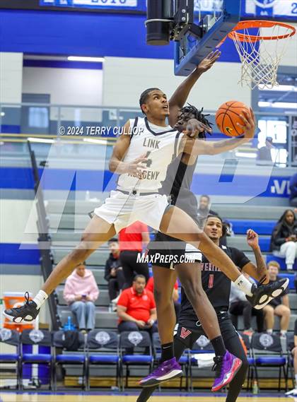 Thumbnail 1 in Veritas Academy vs. Link Academy (5 for the Fight National Hoopfest) photogallery.
