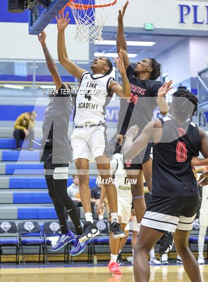 Thumbnail 2 in Veritas Academy vs. Link Academy (5 for the Fight National Hoopfest) photogallery.