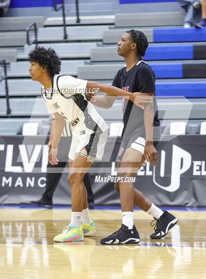 Thumbnail 1 in Veritas Academy vs. Link Academy (5 for the Fight National Hoopfest) photogallery.