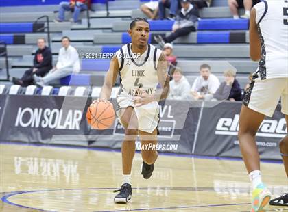Thumbnail 2 in Veritas Academy vs. Link Academy (5 for the Fight National Hoopfest) photogallery.