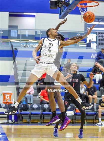 Thumbnail 1 in Veritas Academy vs. Link Academy (5 for the Fight National Hoopfest) photogallery.