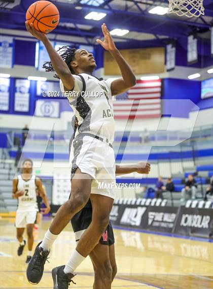 Thumbnail 2 in Veritas Academy vs. Link Academy (5 for the Fight National Hoopfest) photogallery.