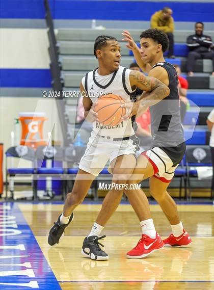 Thumbnail 2 in Veritas Academy vs. Link Academy (5 for the Fight National Hoopfest) photogallery.