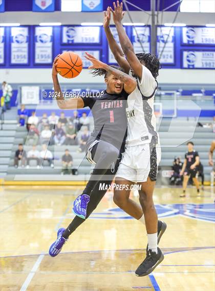 Thumbnail 1 in Veritas Academy vs. Link Academy (5 for the Fight National Hoopfest) photogallery.