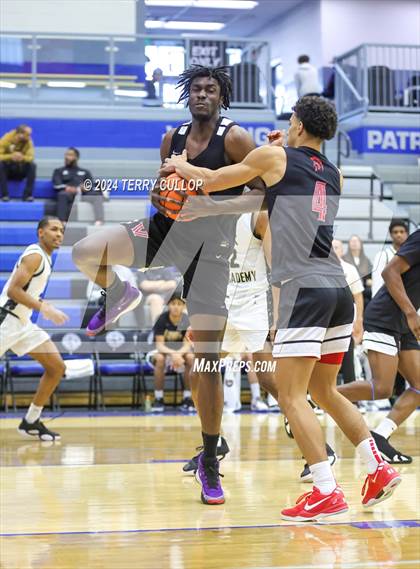 Thumbnail 2 in Veritas Academy vs. Link Academy (5 for the Fight National Hoopfest) photogallery.