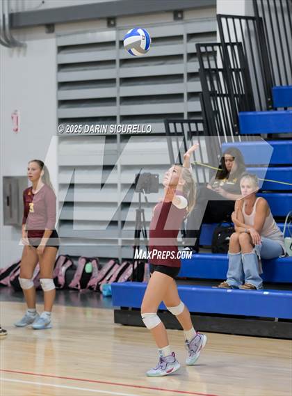 Thumbnail 1 in El Camino vs. Enumclaw (Nike Tournament of Champions – Southwest) photogallery.