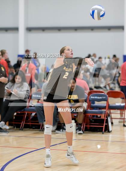Thumbnail 2 in El Camino vs. Enumclaw (Nike Tournament of Champions – Southwest) photogallery.