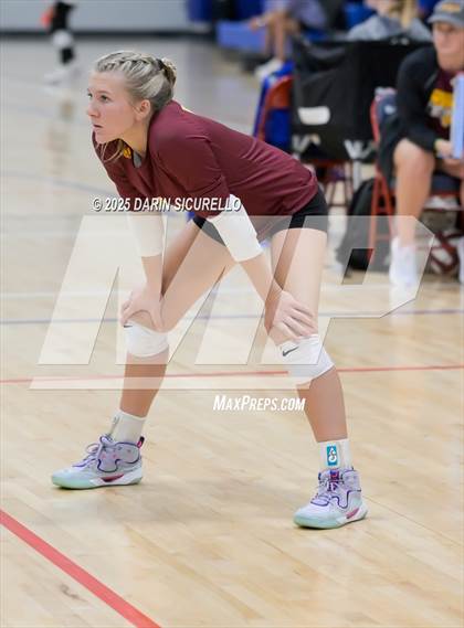 Thumbnail 3 in El Camino vs. Enumclaw (Nike Tournament of Champions – Southwest) photogallery.
