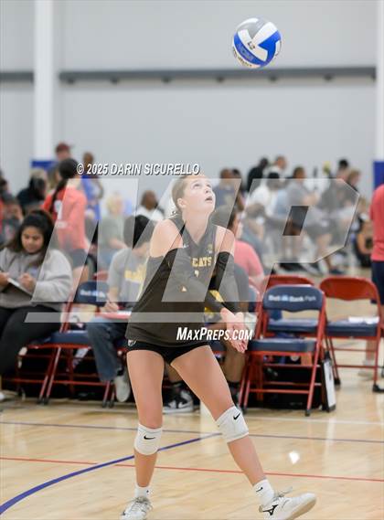 Thumbnail 3 in El Camino vs. Enumclaw (Nike Tournament of Champions – Southwest) photogallery.