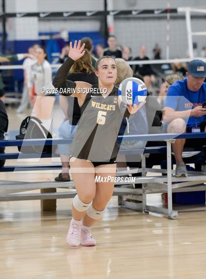 Thumbnail 1 in El Camino vs. Enumclaw (Nike Tournament of Champions – Southwest) photogallery.