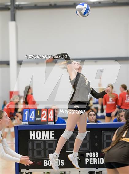 Thumbnail 3 in El Camino vs. Enumclaw (Nike Tournament of Champions – Southwest) photogallery.