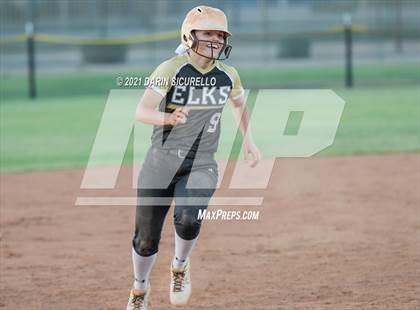 Thumbnail 1 in Pima vs Round Valley (AIA 2A Round 1 Playoff) photogallery.