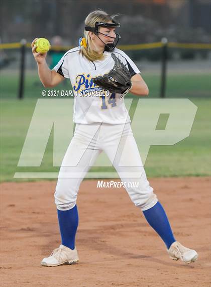 Thumbnail 3 in Pima vs Round Valley (AIA 2A Round 1 Playoff) photogallery.