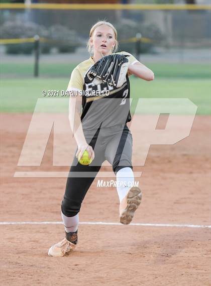 Thumbnail 2 in Pima vs Round Valley (AIA 2A Round 1 Playoff) photogallery.