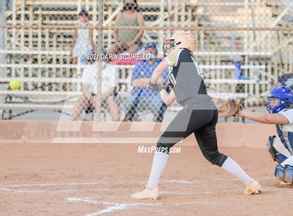 Thumbnail 3 in Pima vs Round Valley (AIA 2A Round 1 Playoff) photogallery.