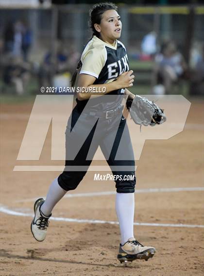 Thumbnail 2 in Pima vs Round Valley (AIA 2A Round 1 Playoff) photogallery.