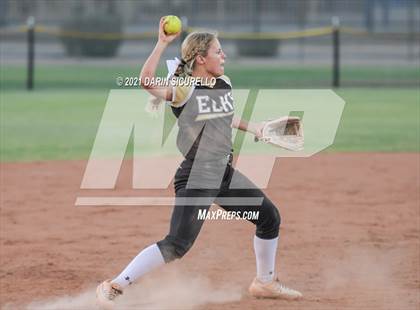 Thumbnail 2 in Pima vs Round Valley (AIA 2A Round 1 Playoff) photogallery.