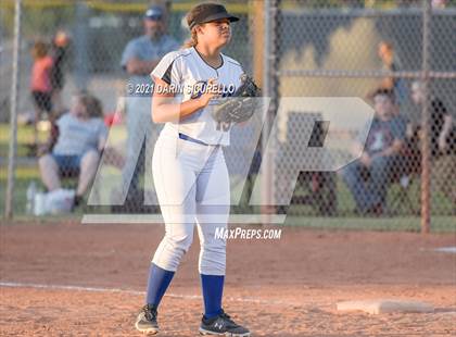 Thumbnail 1 in Pima vs Round Valley (AIA 2A Round 1 Playoff) photogallery.