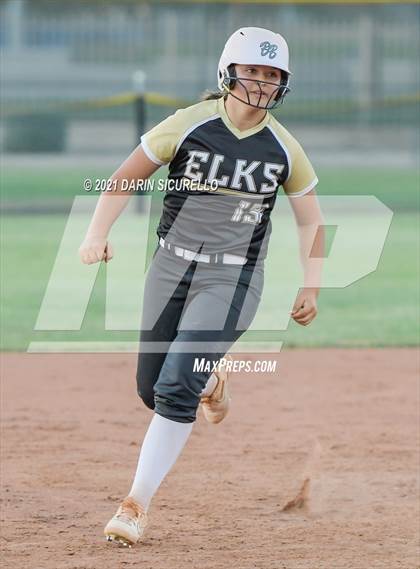 Thumbnail 3 in Pima vs Round Valley (AIA 2A Round 1 Playoff) photogallery.