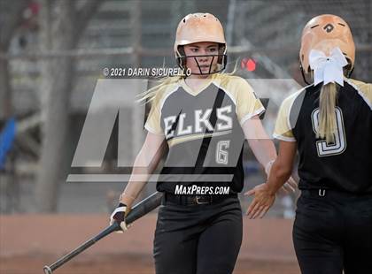 Thumbnail 1 in Pima vs Round Valley (AIA 2A Round 1 Playoff) photogallery.