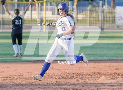 Thumbnail 3 in Pima vs Round Valley (AIA 2A Round 1 Playoff) photogallery.