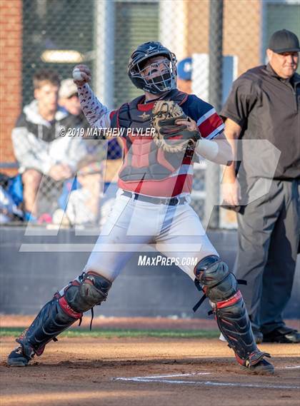 Thumbnail 2 in Hunt vs Terry Sanford (NCHSAA 3A 3rd Round Playoff) photogallery.