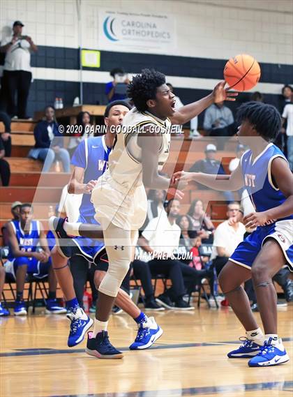 Thumbnail 1 in West Craven @ Havelock (Toyota of New Bern Craven County Holiday Hoops Tournament) photogallery.