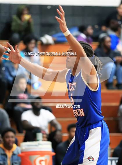 Thumbnail 1 in West Craven @ Havelock (Toyota of New Bern Craven County Holiday Hoops Tournament) photogallery.