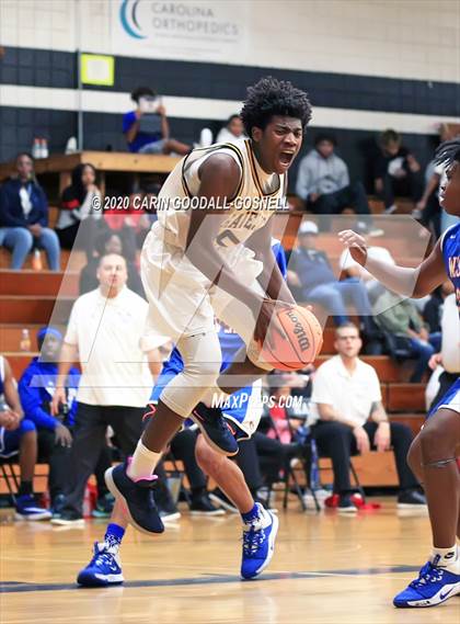 Thumbnail 3 in West Craven @ Havelock (Toyota of New Bern Craven County Holiday Hoops Tournament) photogallery.