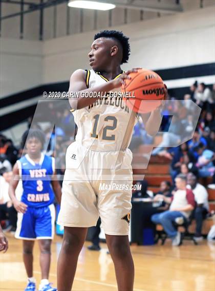 Thumbnail 3 in West Craven @ Havelock (Toyota of New Bern Craven County Holiday Hoops Tournament) photogallery.