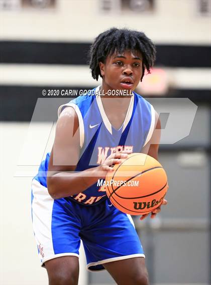 Thumbnail 2 in West Craven @ Havelock (Toyota of New Bern Craven County Holiday Hoops Tournament) photogallery.
