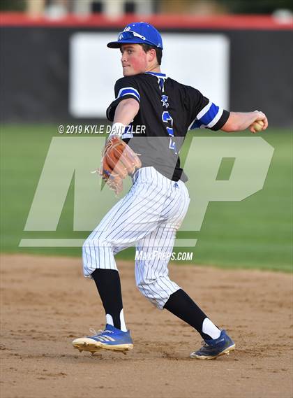 Thumbnail 2 in Parish Episcopal vs Grace Community (Texas Private School Classic) photogallery.
