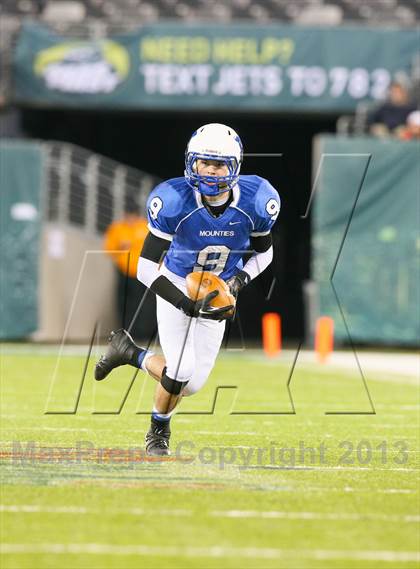 Thumbnail 3 in Ridgewood vs. Montclair (NJSIAA North 1 Group 5 Final) photogallery.