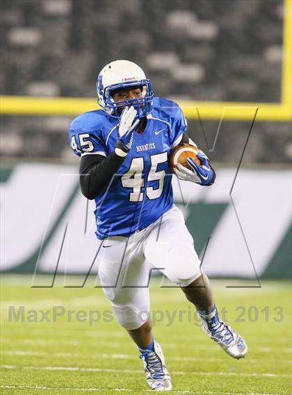 Thumbnail 1 in Ridgewood vs. Montclair (NJSIAA North 1 Group 5 Final) photogallery.