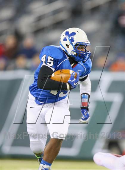 Thumbnail 2 in Ridgewood vs. Montclair (NJSIAA North 1 Group 5 Final) photogallery.
