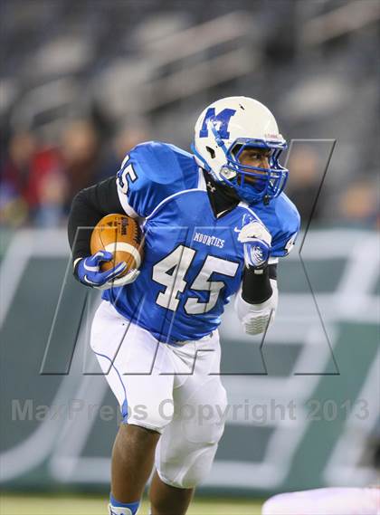 Thumbnail 1 in Ridgewood vs. Montclair (NJSIAA North 1 Group 5 Final) photogallery.