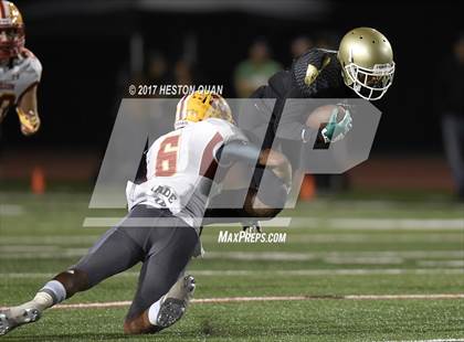 Thumbnail 1 in Mission Viejo vs. Long Beach Poly photogallery.