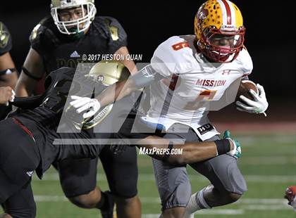 Thumbnail 1 in Mission Viejo vs. Long Beach Poly photogallery.