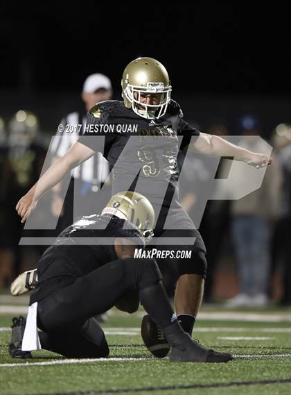 Thumbnail 3 in Mission Viejo vs. Long Beach Poly photogallery.